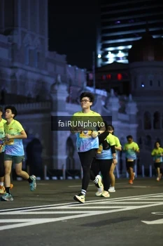 Runner Photo 5563655