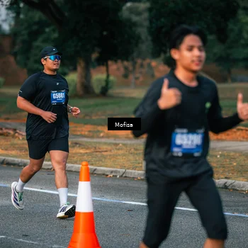 Runner Photo 5563754