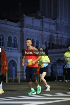 Runner Photo 5563799