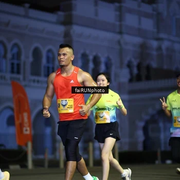 Runner Photo 5563813