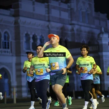 Runner Photo 5563825