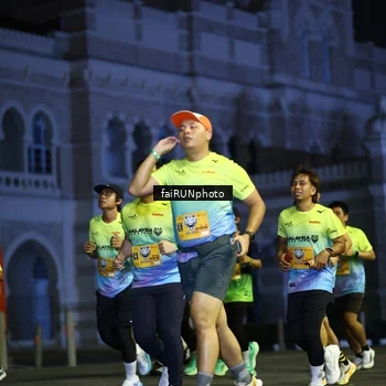 Runner Photo 5563835