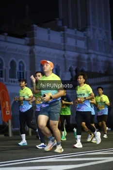 Runner Photo 5563856