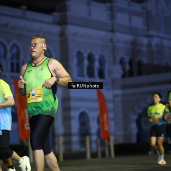 Runner Photo 5563876