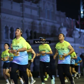 Runner Photo 5563887