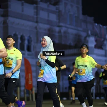 Runner Photo 5563995