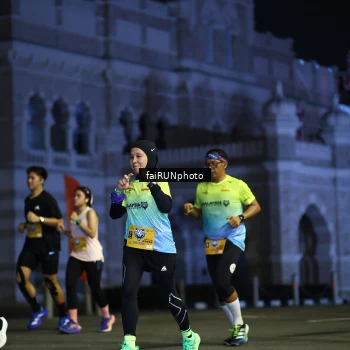 Runner Photo 5564029