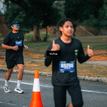 Runner Photo 5564039