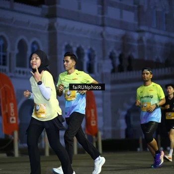 Runner Photo 5564051