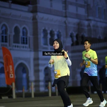 Runner Photo 5564052