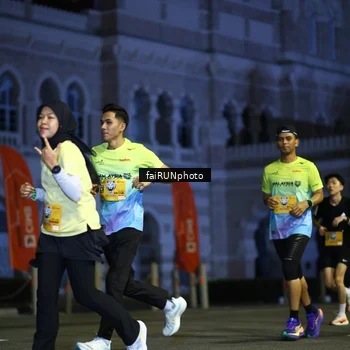 Runner Photo 5564055