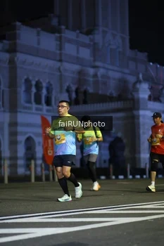 Runner Photo 5564095