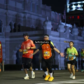 Runner Photo 5564096
