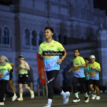 Runner Photo 5564206
