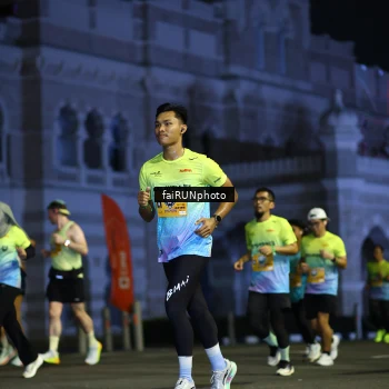 Runner Photo 5564207