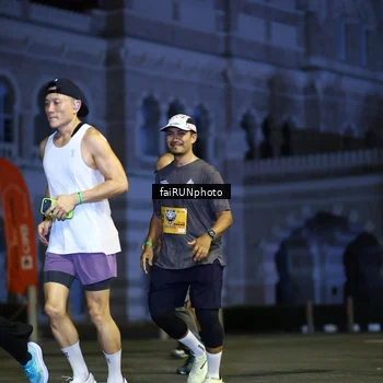 Runner Photo 5564339