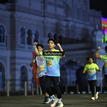 Runner Photo 5564386