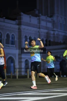 Runner Photo 5564399