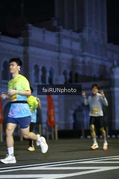 Runner Photo 5564418