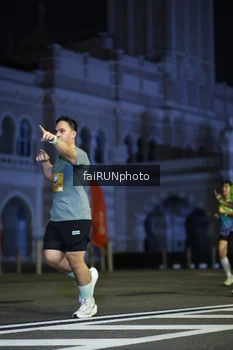 Runner Photo 5564453