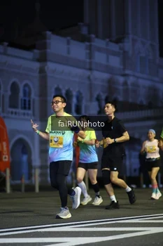 Runner Photo 5564458