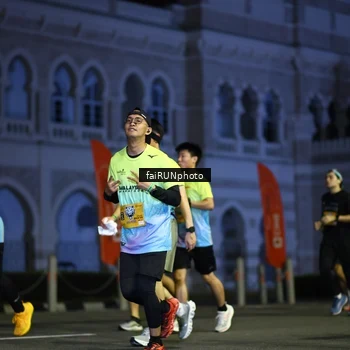 Runner Photo 5564625