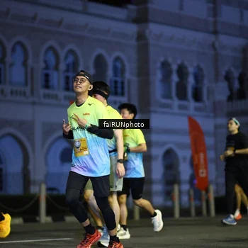 Runner Photo 5564629