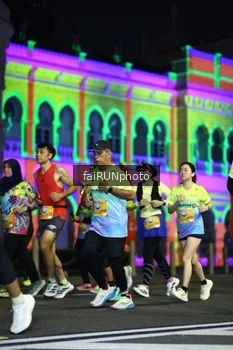 Runner Photo 5565112