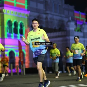 Runner Photo 5565659