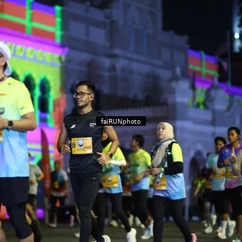 Runner Photo 5565721