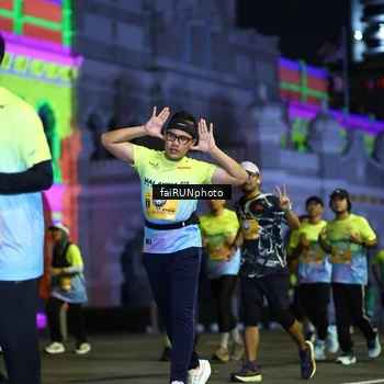 Runner Photo 5566191