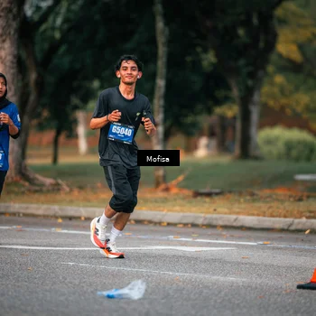 Runner Photo 5566587