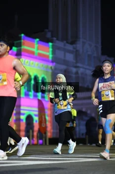 Runner Photo 5566602