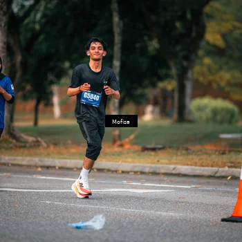 Runner Photo 5566674