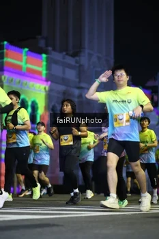 Runner Photo 5566695