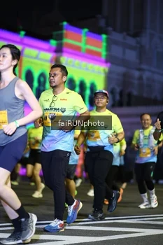 Runner Photo 5567568