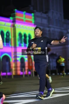 Runner Photo 5567611