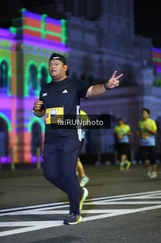 Runner Photo 5567615