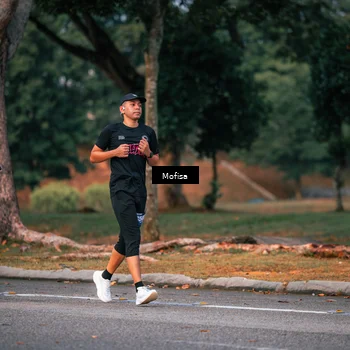 Runner Photo 5568024