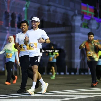 Runner Photo 5569305