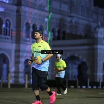Runner Photo 5569530