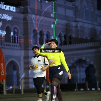 Runner Photo 5570247