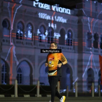 Runner Photo 5570477