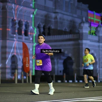 Runner Photo 5570876