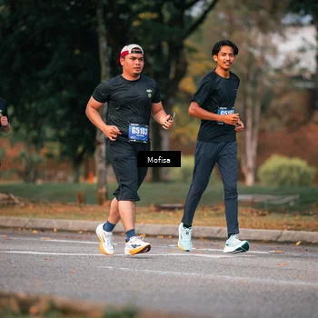Runner Photo 5573676