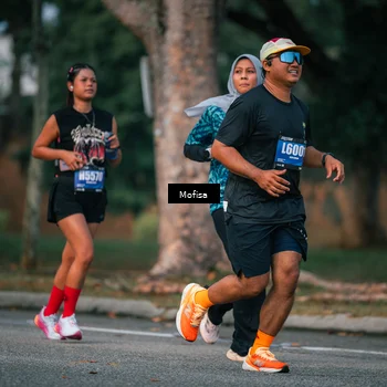 Runner Photo 5574230