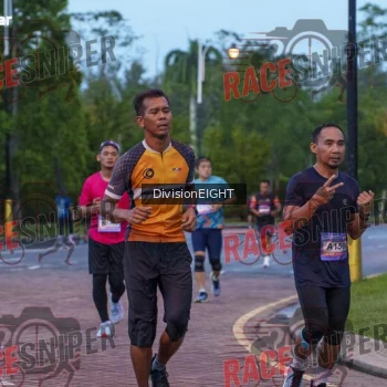 Runner Photo 557864
