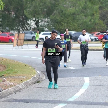 Runner Photo 5590590