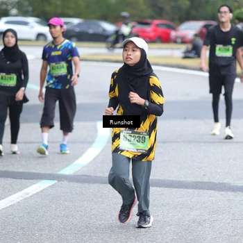 Runner Photo 5590640