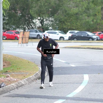 Runner Photo 5590738